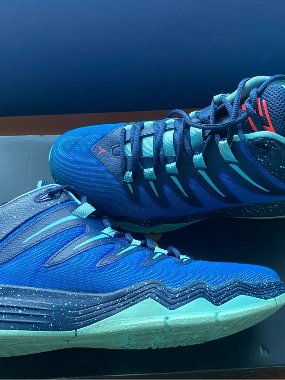 Jordan CP3.IX

Men’s Size 9.5 - Picture 4 of 4